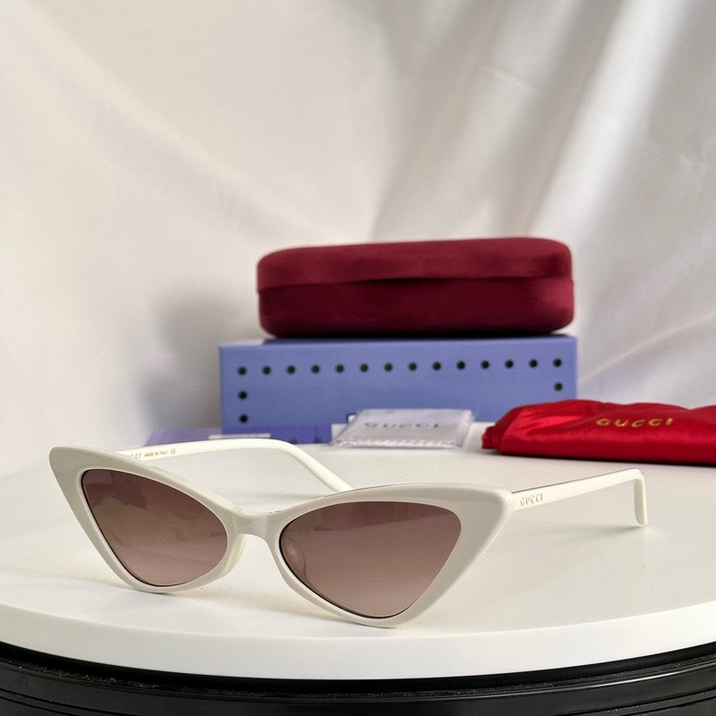 Gucci Sunglasses 285